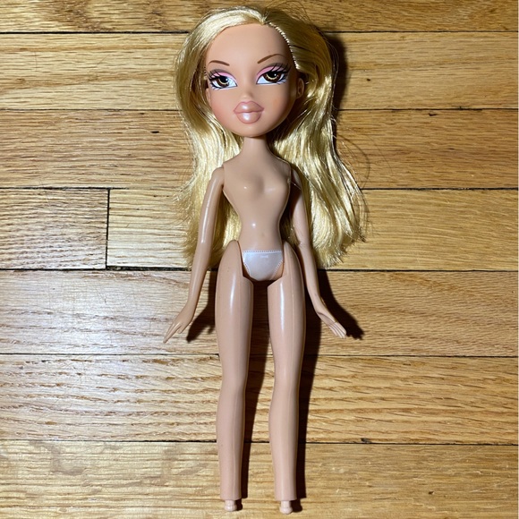 Be Bratz Cloe 2007 - Picture 4 of 5